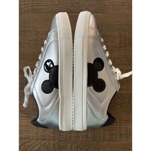 Disney Mickey Mouse Silver Character Sneakers Limited Edition Women's 10 NWOT